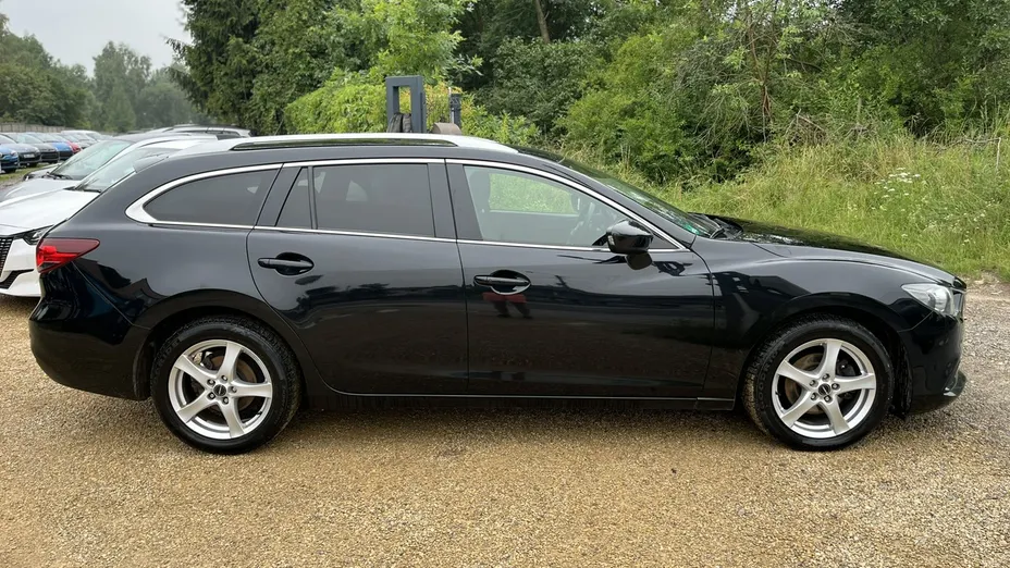 MAZDA 6 -