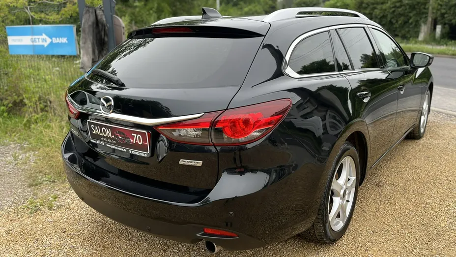 MAZDA 6 -
