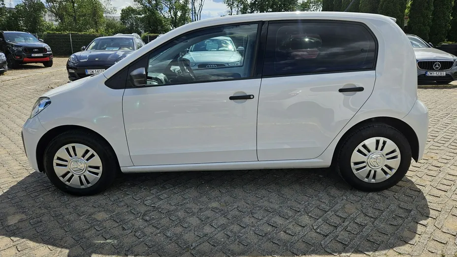 VOLKSWAGEN up! -