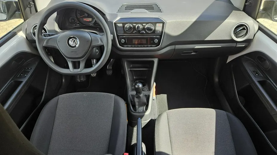 VOLKSWAGEN up! -