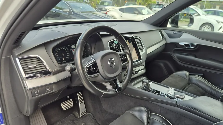 VOLVO XC90 -
