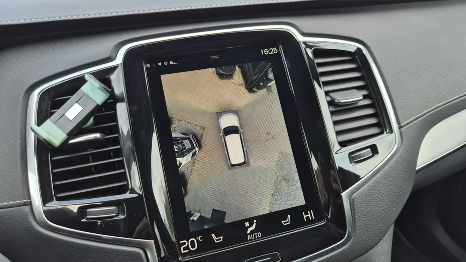 VOLVO XC90 -