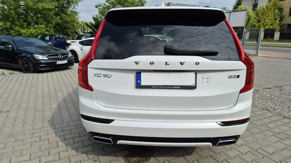 VOLVO XC90 -