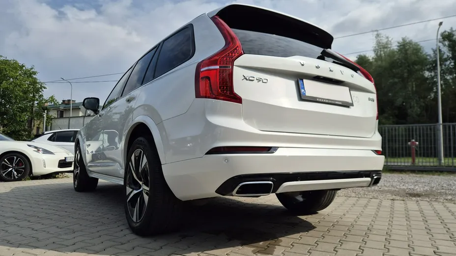 VOLVO XC90 -