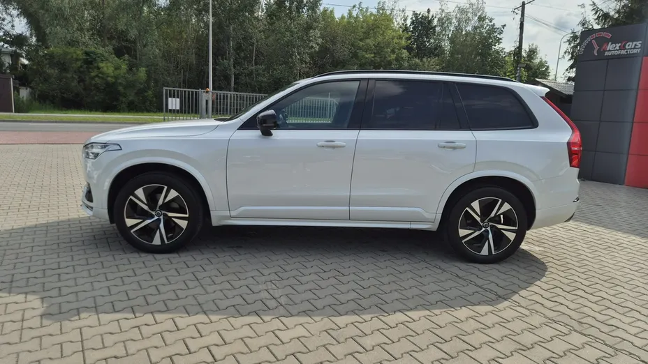 VOLVO XC90 -