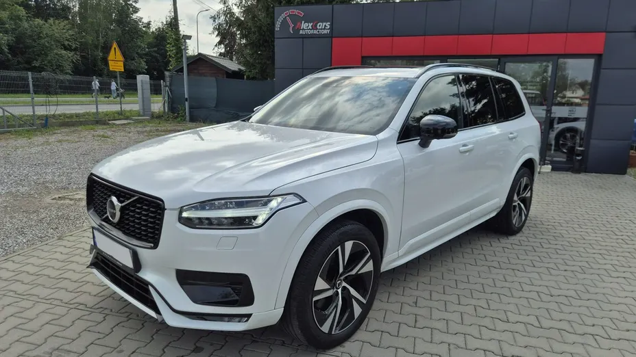 VOLVO XC90 -
