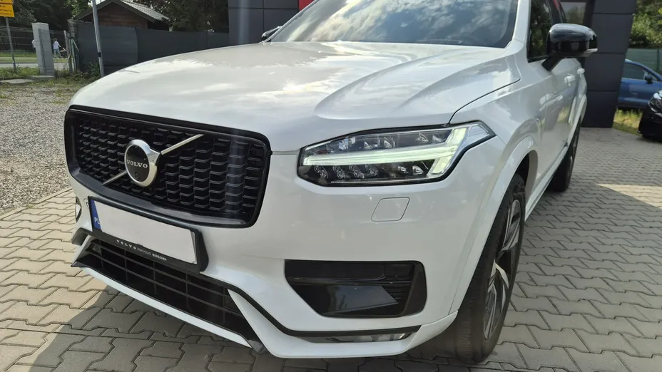 VOLVO XC90 -