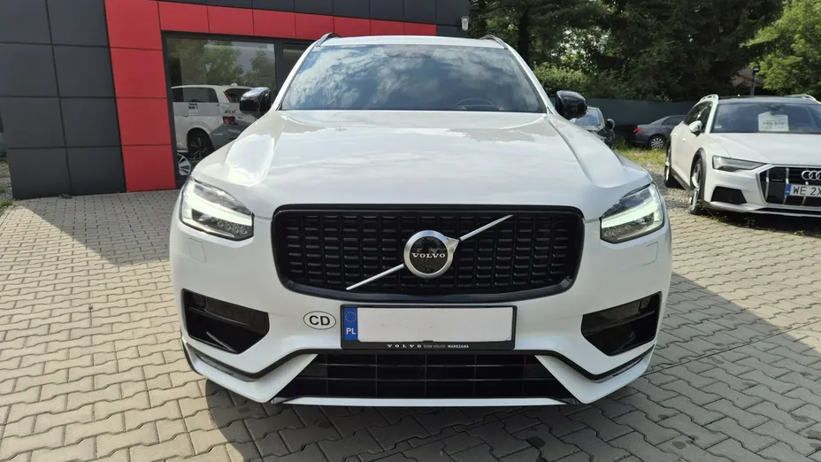 VOLVO XC90 -