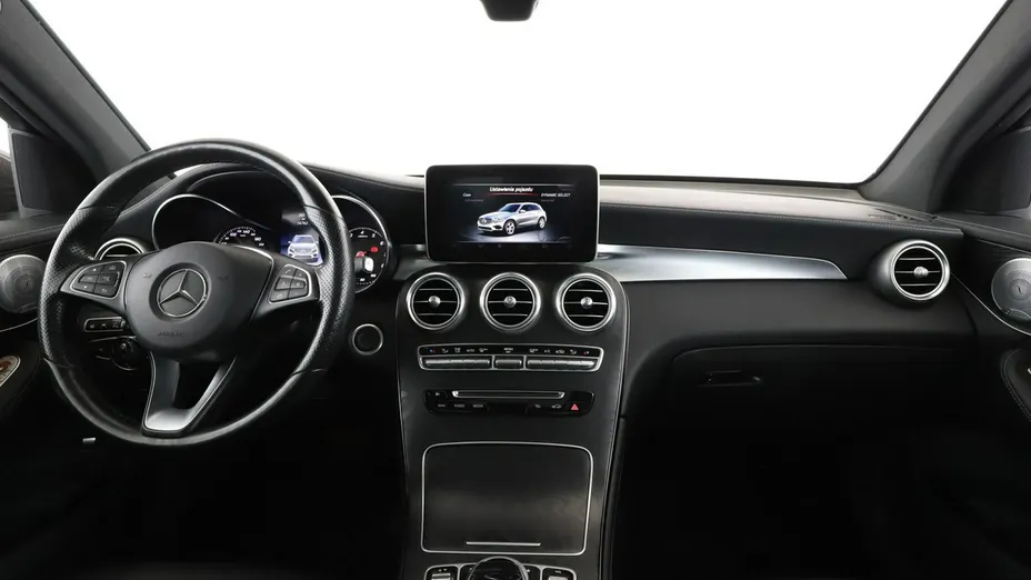 MERCEDES-BENZ GLC -
