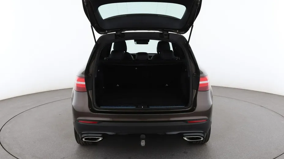 MERCEDES-BENZ GLC -