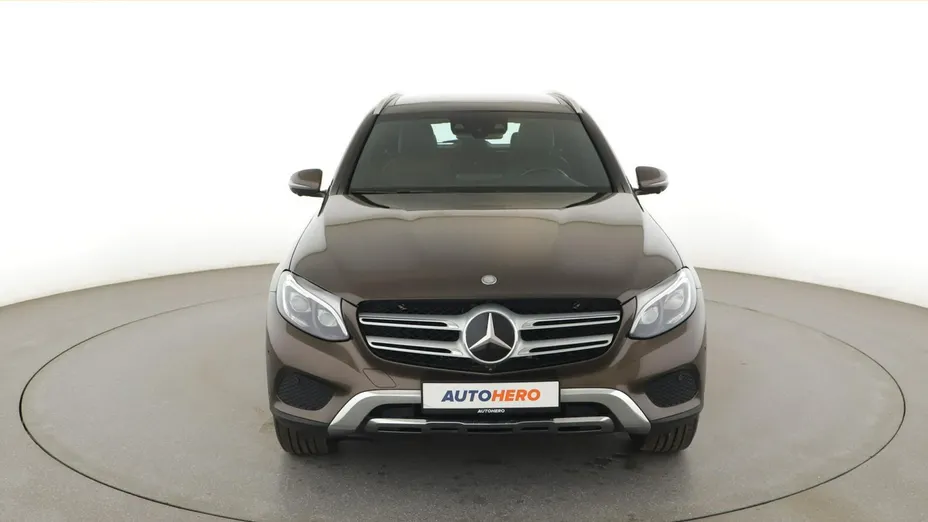 MERCEDES-BENZ GLC -