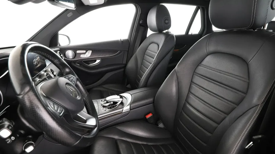 MERCEDES-BENZ GLC -