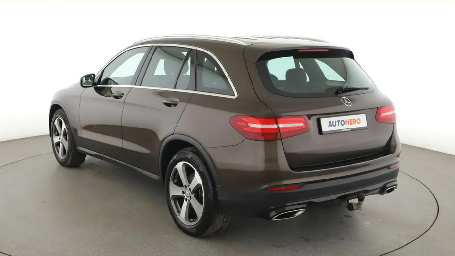 MERCEDES-BENZ GLC -