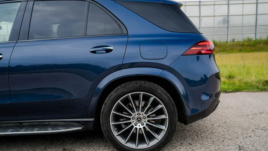 MERCEDES-BENZ GLE -
