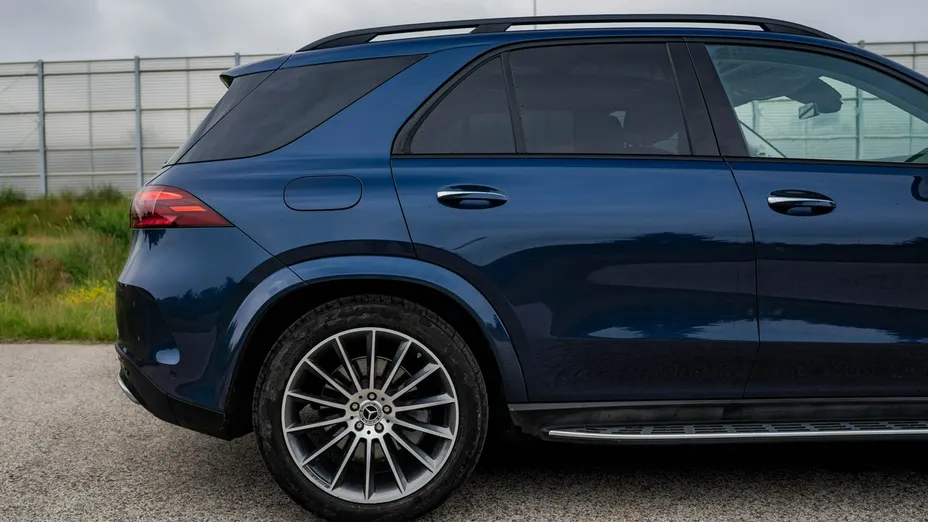 MERCEDES-BENZ GLE -