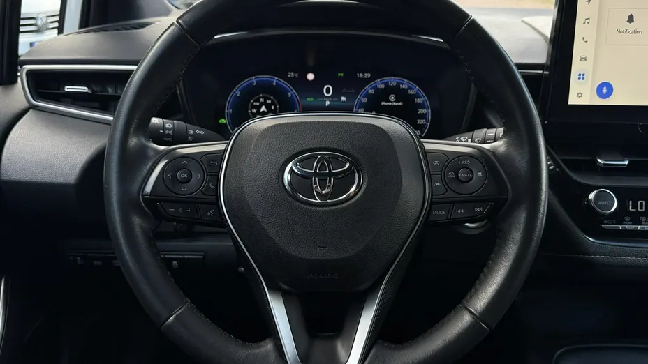 TOYOTA Corolla -