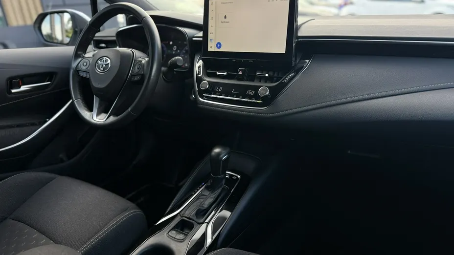 TOYOTA Corolla -