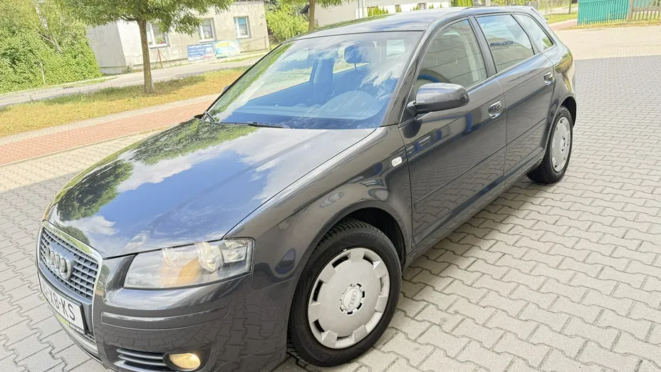 AUDI A3 -