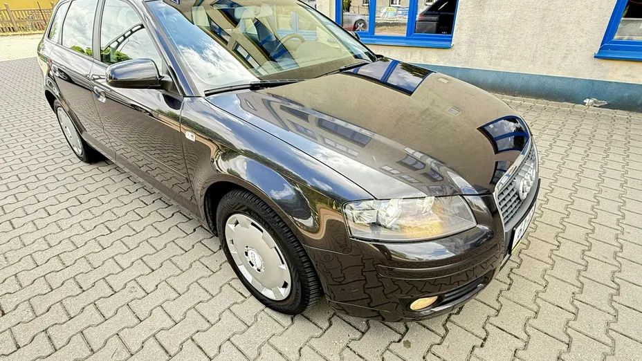 AUDI A3 -