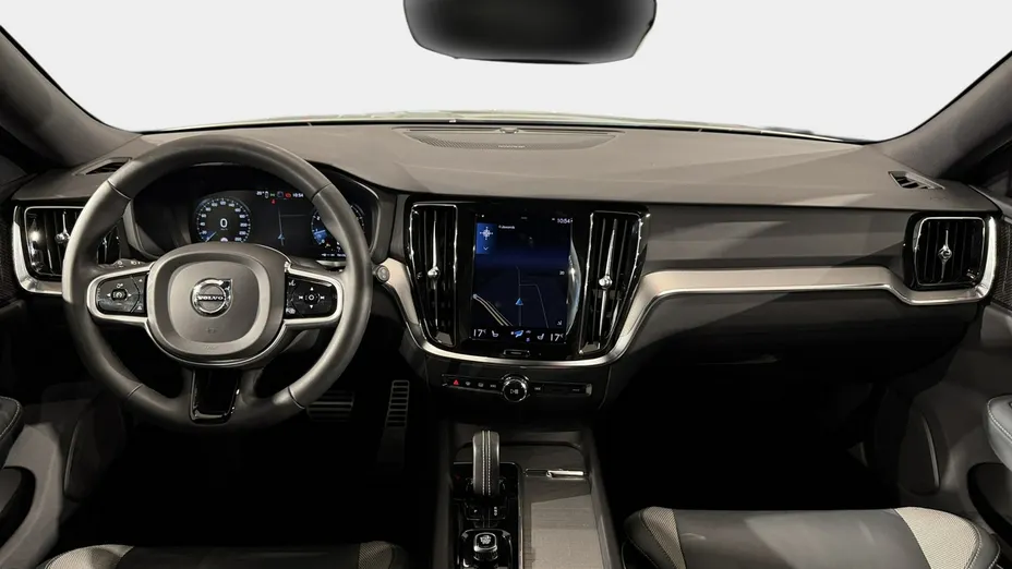 VOLVO V60 -