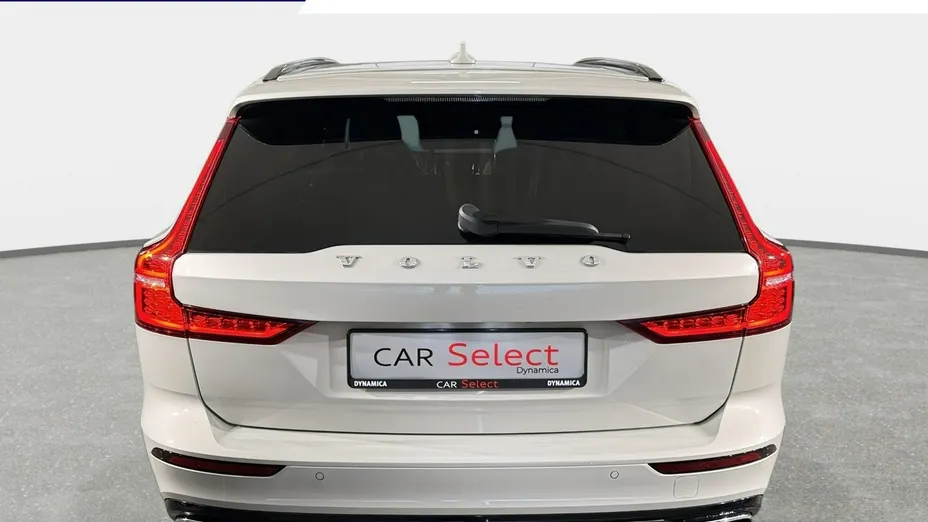 VOLVO V60 -