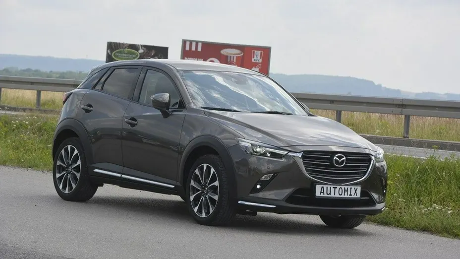 MAZDA CX-3 -