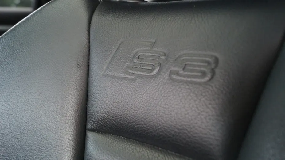 AUDI S3 Limousine -
