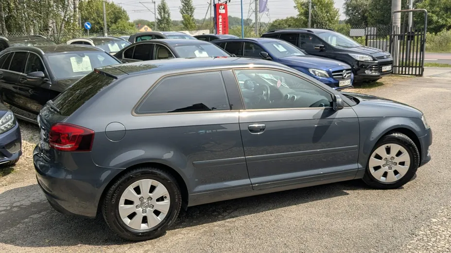 AUDI A3 -