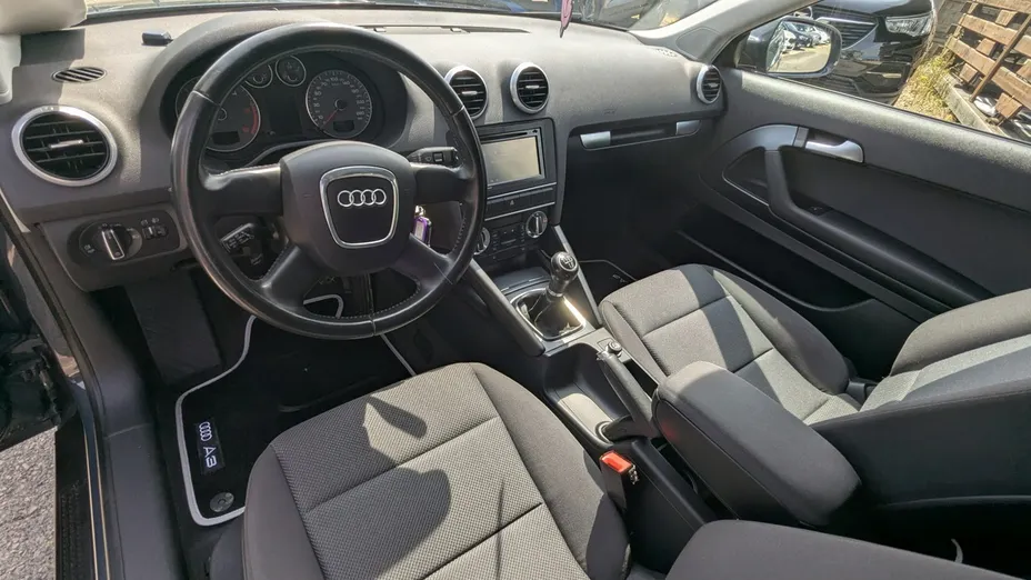 AUDI A3 -