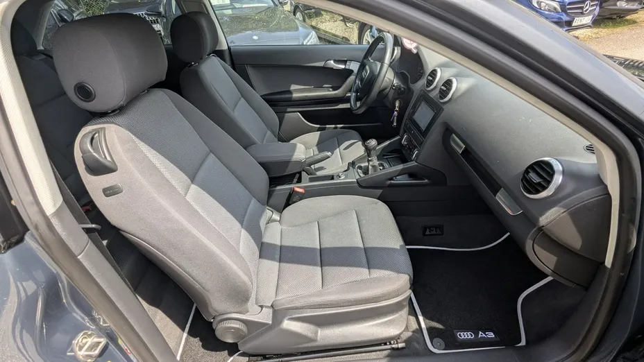 AUDI A3 -