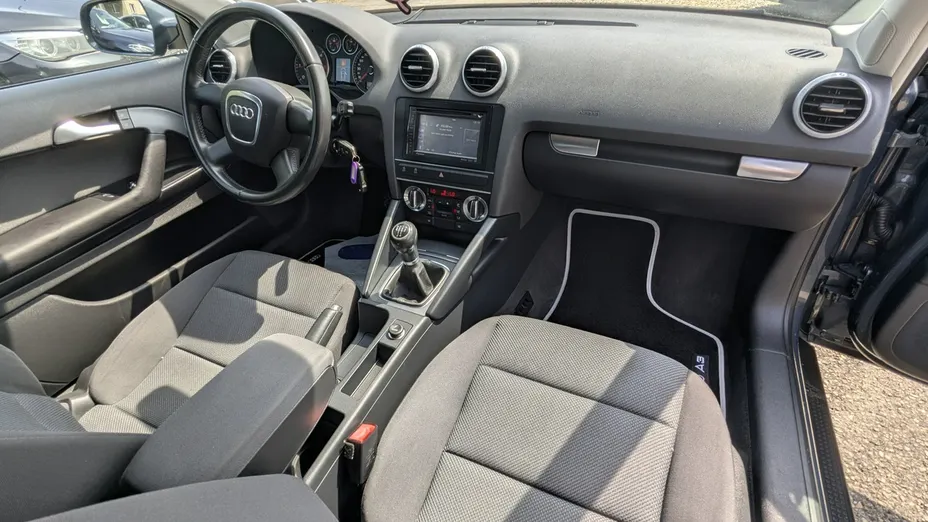 AUDI A3 -