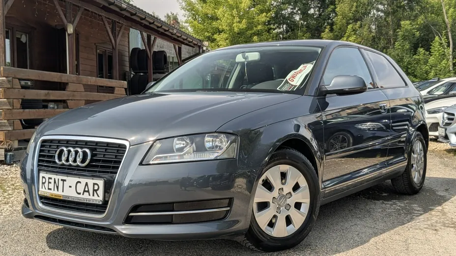 AUDI A3 -