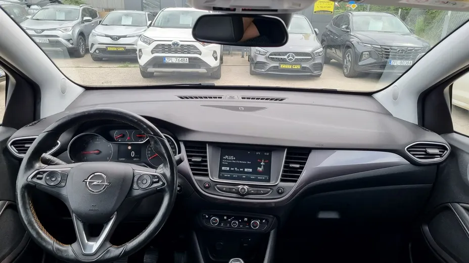 OPEL Crossland X -