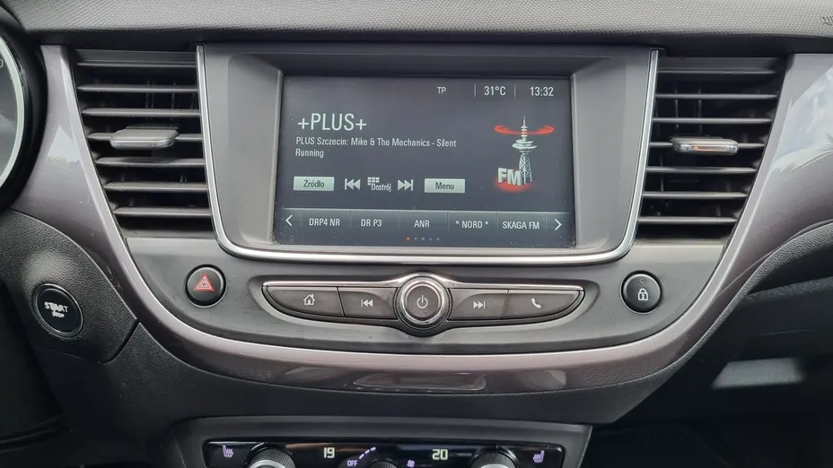 OPEL Crossland X -