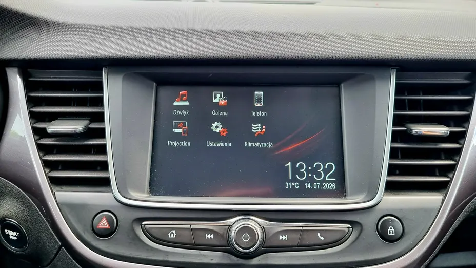 OPEL Crossland X -