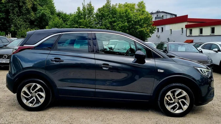 OPEL Crossland X -