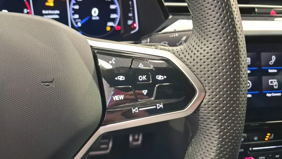 VOLKSWAGEN Arteon -