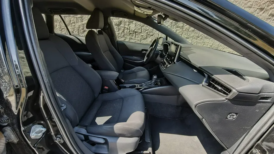 TOYOTA Corolla -