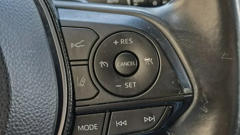 TOYOTA Corolla -