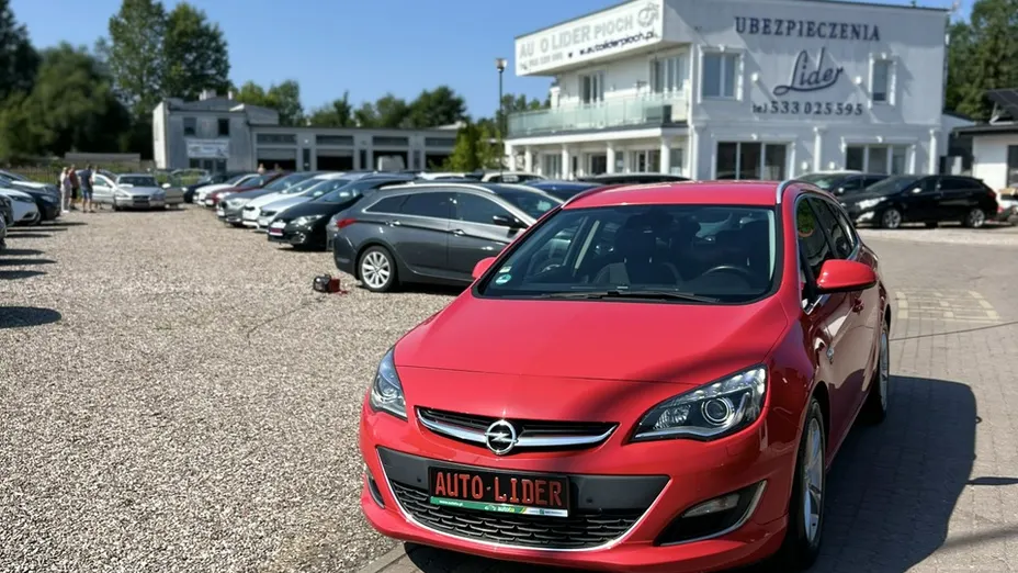 OPEL Astra -