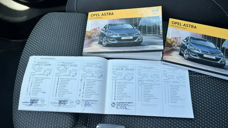 OPEL Astra -