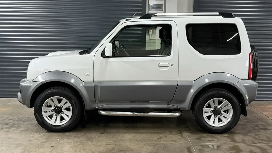 SUZUKI Jimny -
