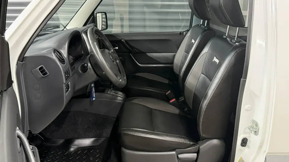 SUZUKI Jimny -
