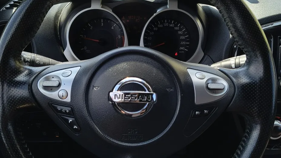 NISSAN Juke -