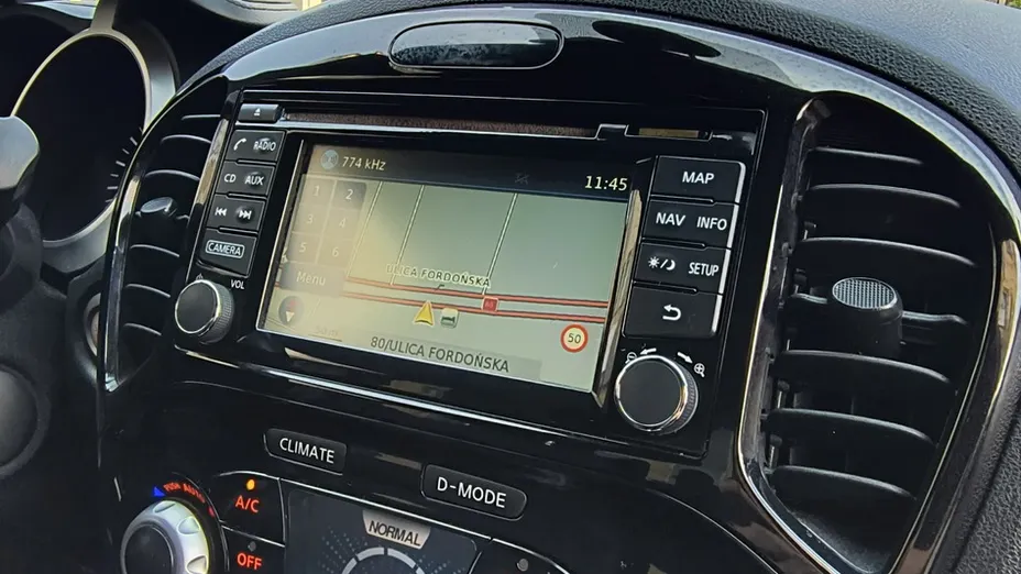 NISSAN Juke -