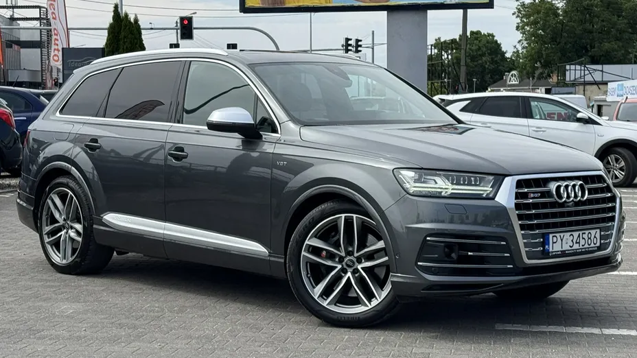 AUDI SQ7 -