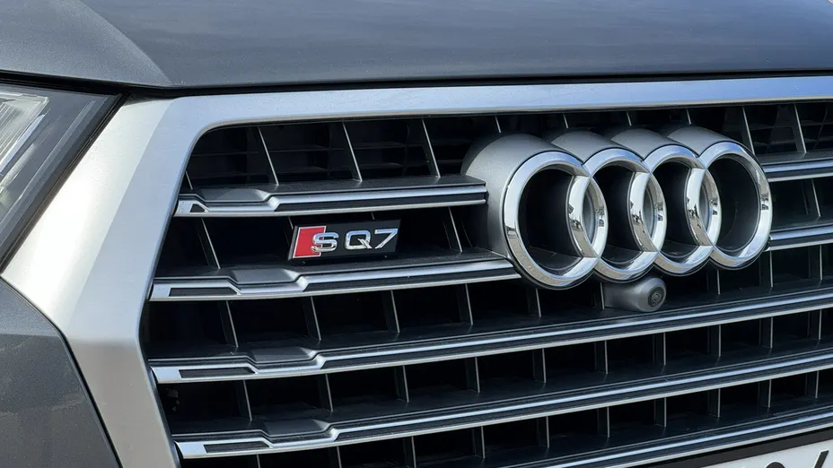 AUDI SQ7 -