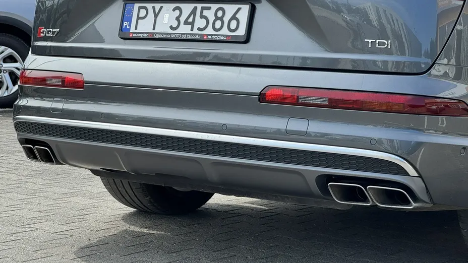 AUDI SQ7 -