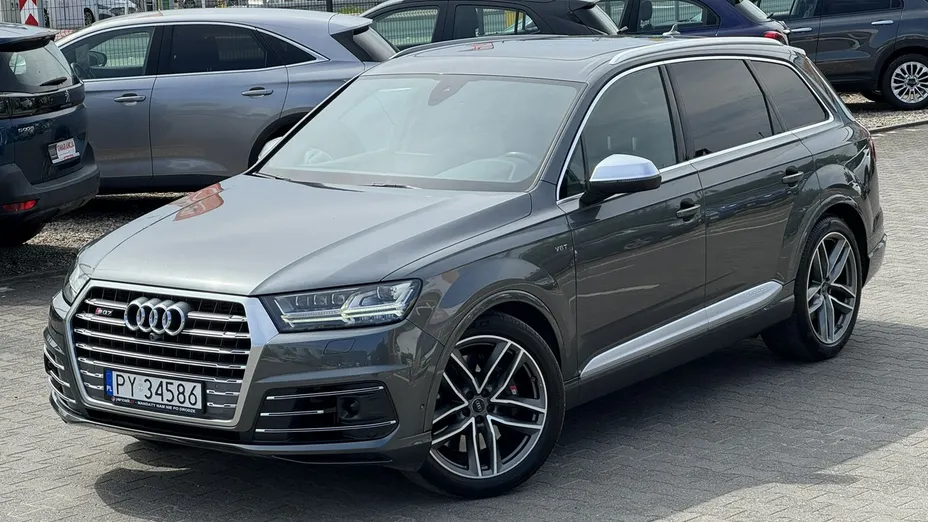 AUDI SQ7 -