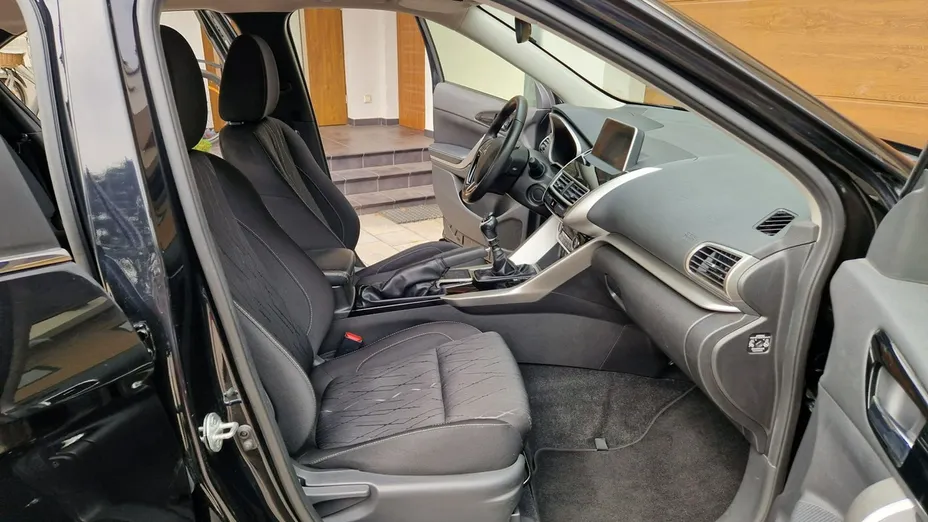 MITSUBISHI Eclipse Cross -